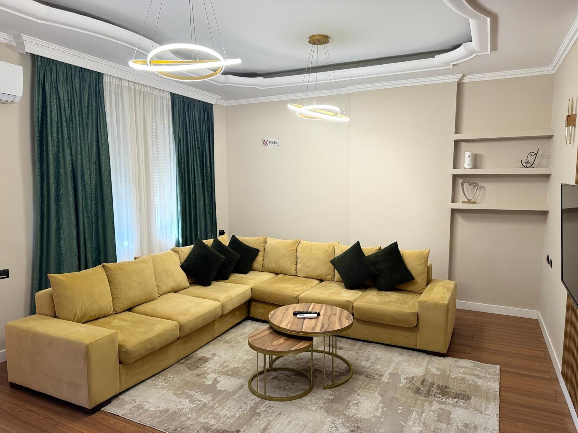 Golden Dublex Tirana Lägenhet Exteriör bild